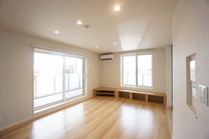 Ａｉｒｅｓ　ｔｒｅｓ T301号-3