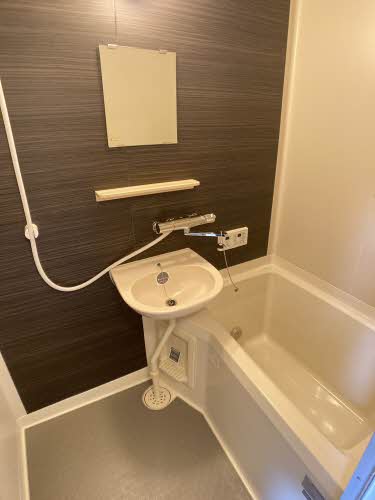 サニータウン七舗 B101号-7