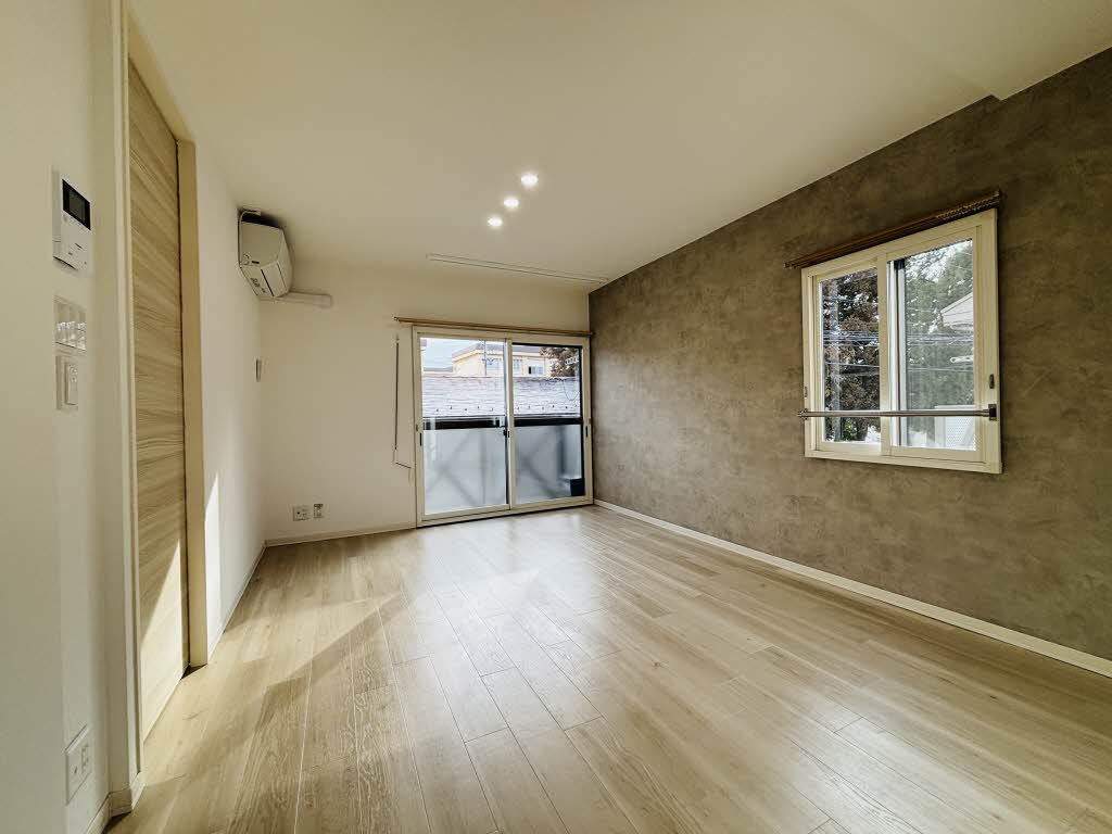 フレグランスＦｏｒｅｖｅｒ E201号-1