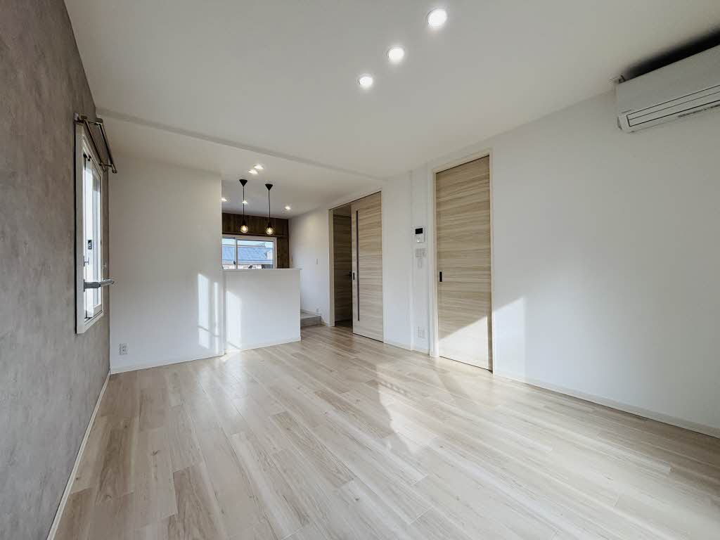 フレグランスＦｏｒｅｖｅｒ E201号-2