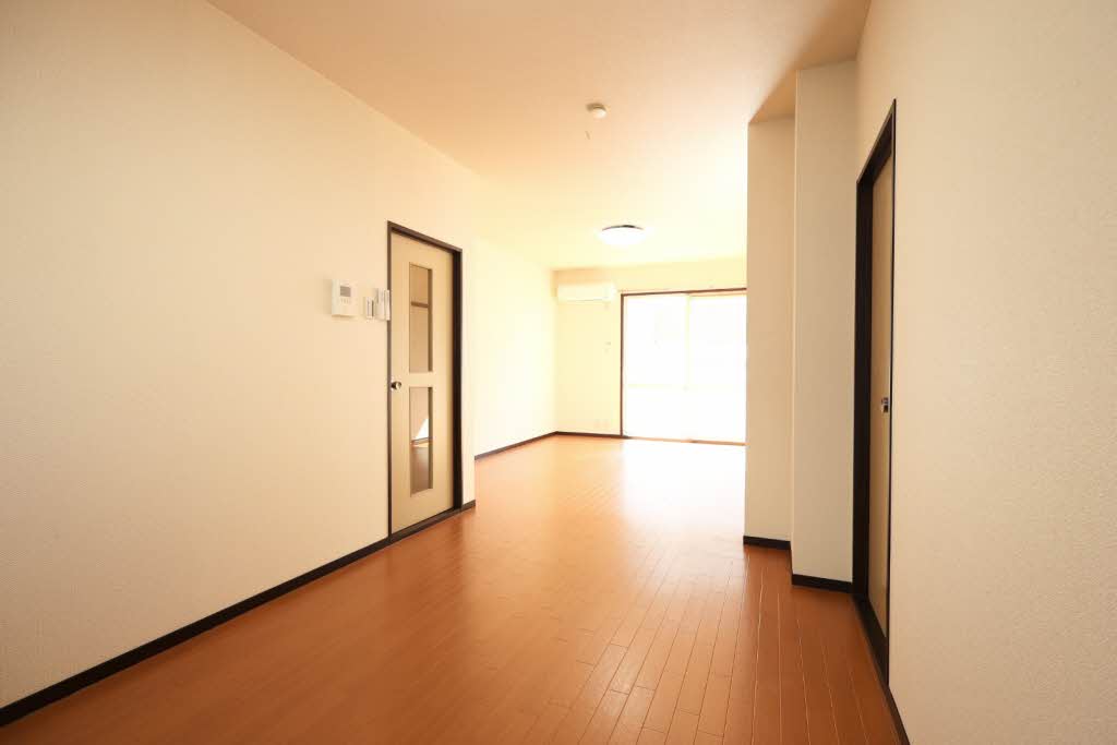 エステート赤堀 B101号-3