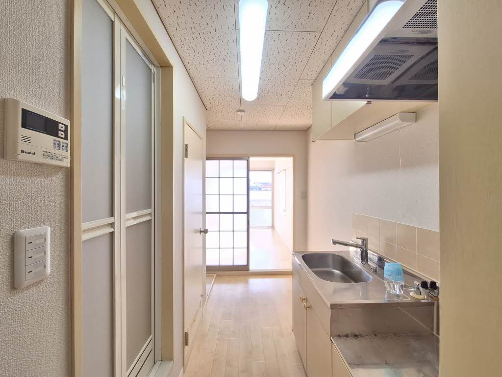 ファミールあだち B203号-3