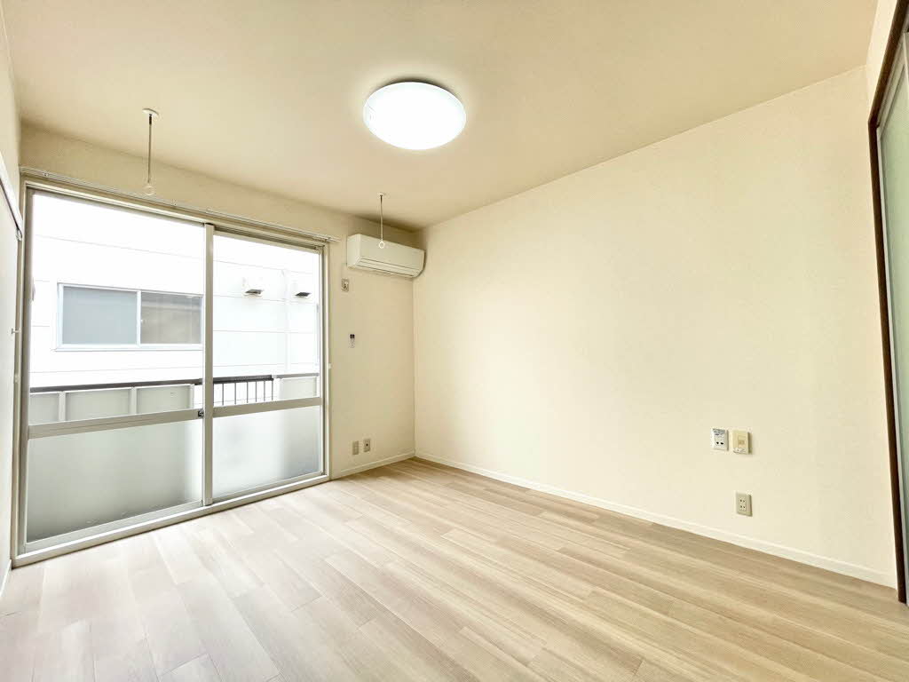 ジュネス瑞穂 B202号-2