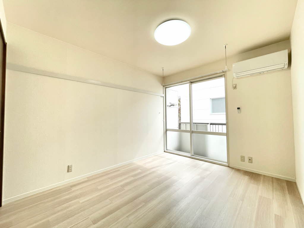 ジュネス瑞穂 B202号-3