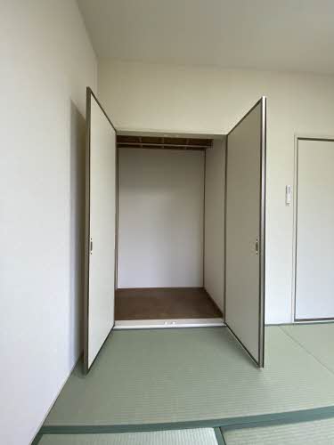 メゾン月ヶ丘 0102号-3