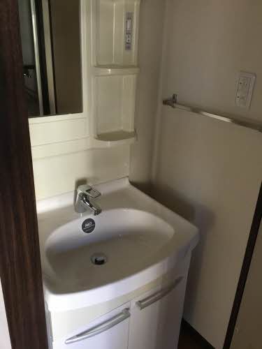 アベニューフラワー B103号-8