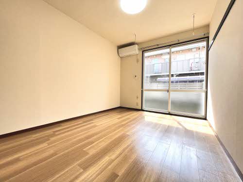 サニーコート高坂 B102号-2