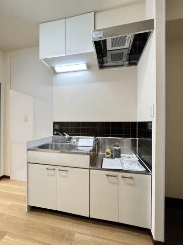 サニーコート高坂 B102号-7