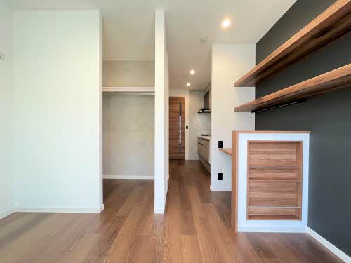 フロンティア神沢 C203号-4