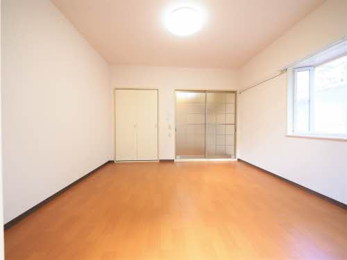 フロンティア神沢 D101号-2