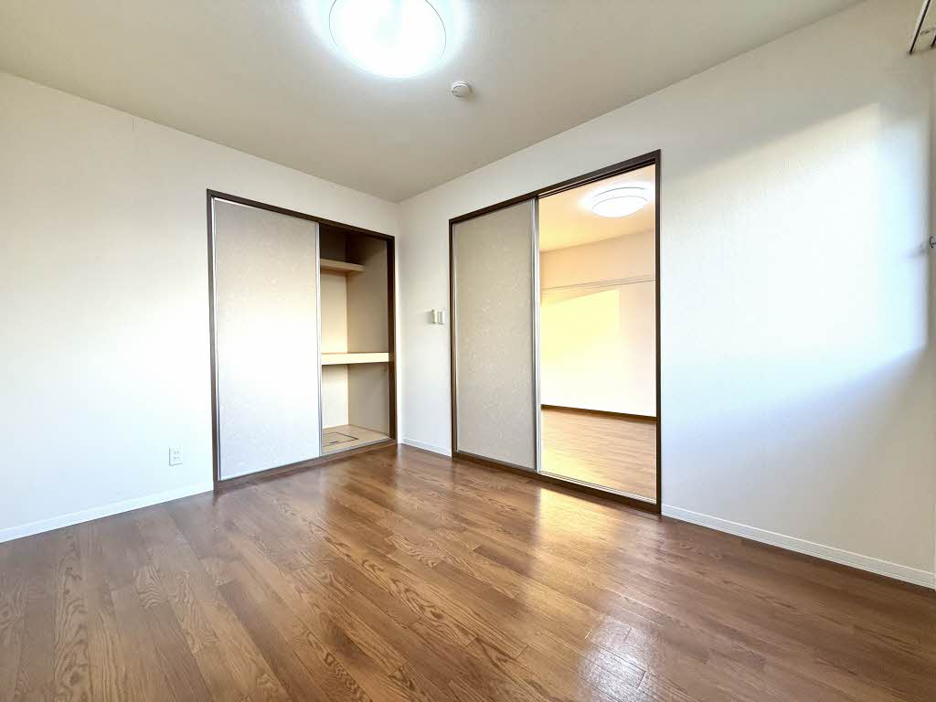 グランメール小泉 C101号-8