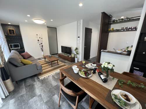 ＶＡＬＵＧＥ豊岡 E201号-1