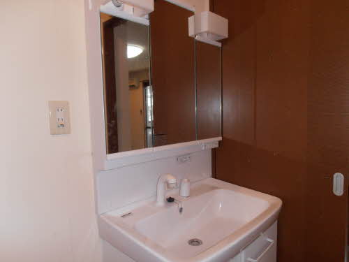 エクセラン B103号-8