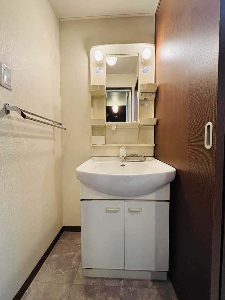 コーポサツキ C103号-9