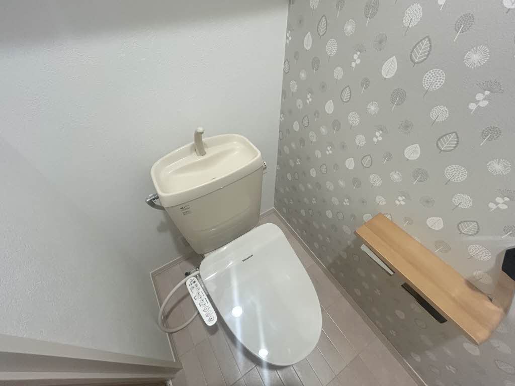 メゾン・ラフィーネ A102号-7