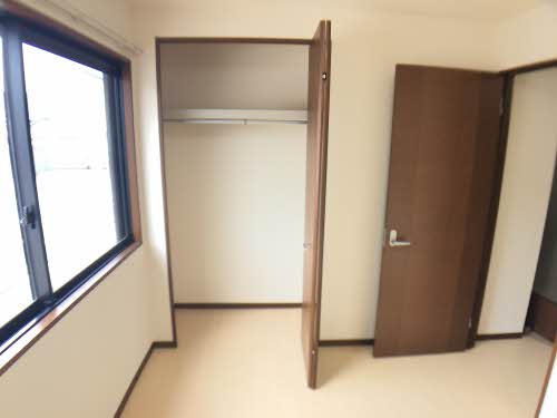 ファミール羽根 B102号-9