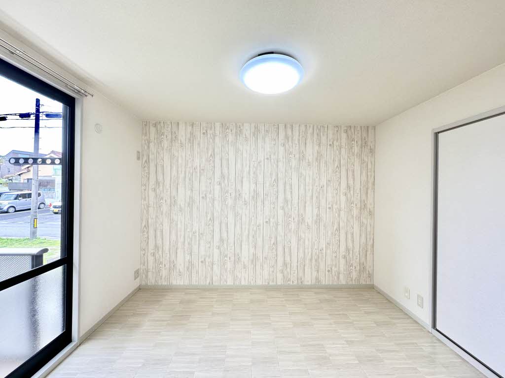 ファミール羽根 C102号-9