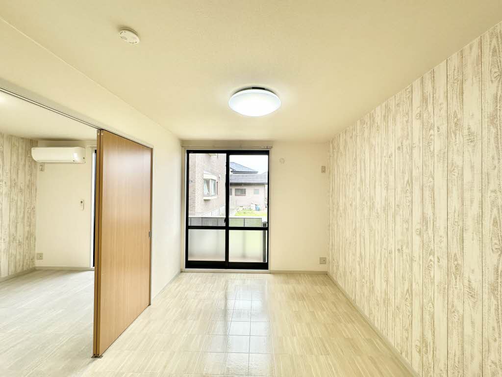 ファミール羽根 C102号-10