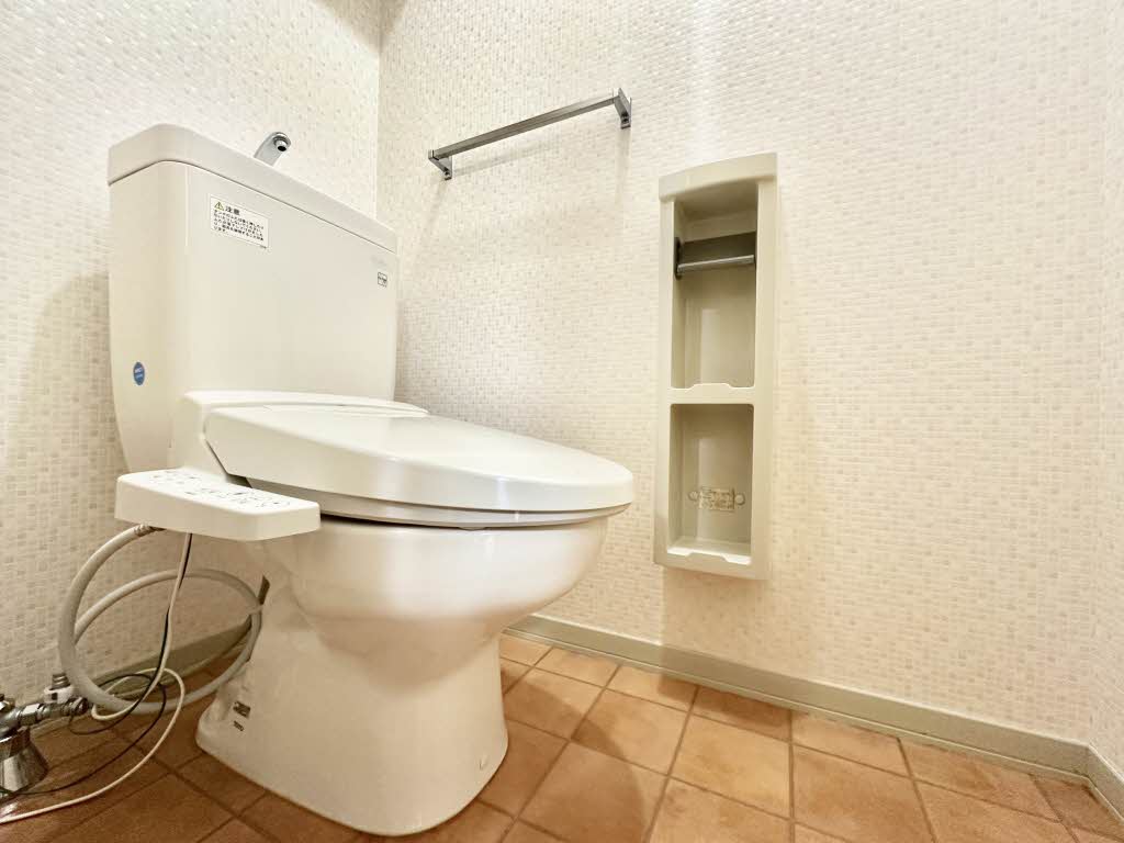 ファミール羽根 C102号-15