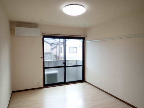 ルミエールうぐいす 0201号-4