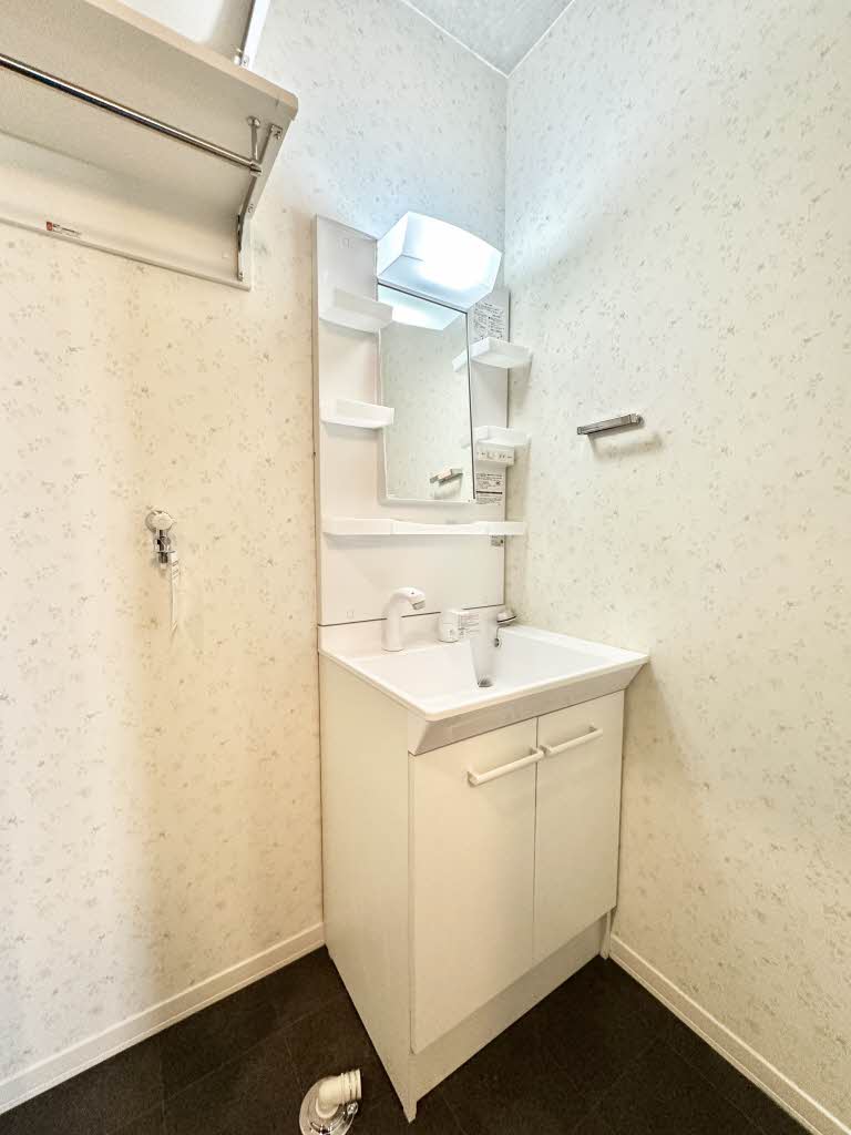 ベルメゾン大友 B105号-8