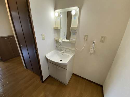 ウィズリーガーデン F202号-7