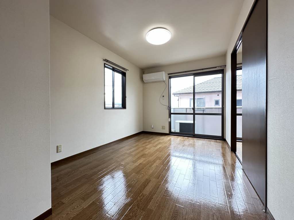 シャーメゾンブロード B202号-2