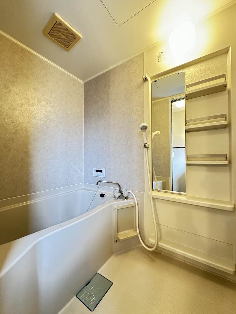 シャーメゾンブロード B202号-6