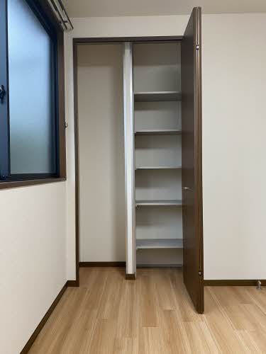 サニーコート A102号-8