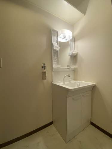 サニーコート A102号-11