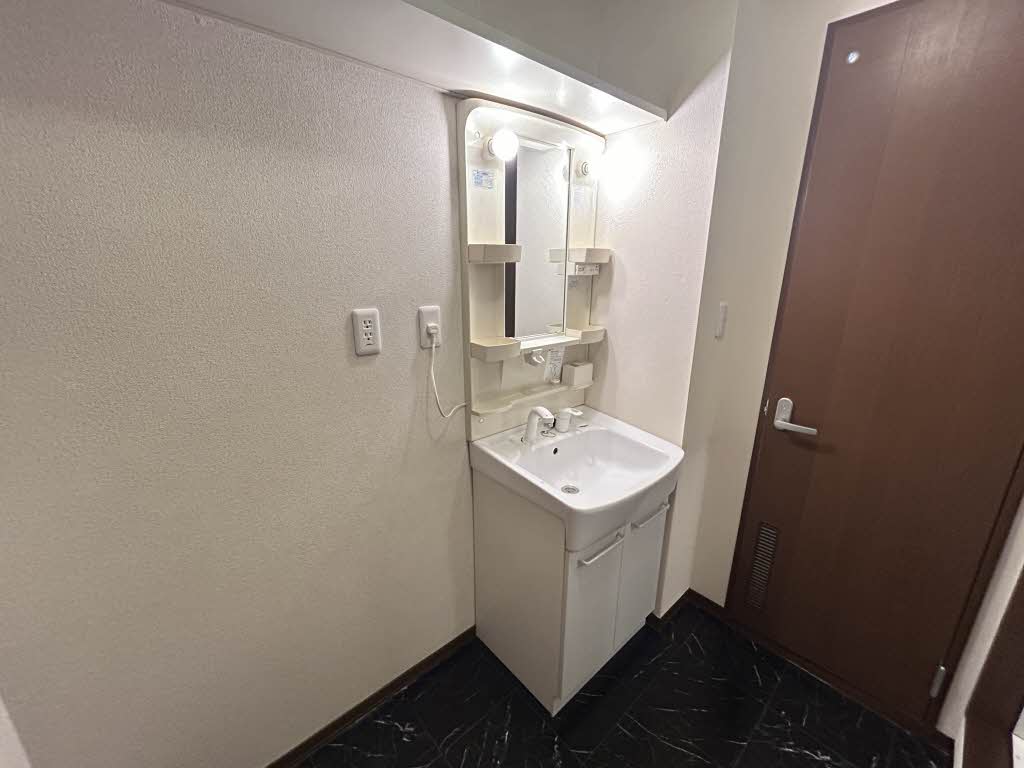 フォレストエバーInn E202号-6