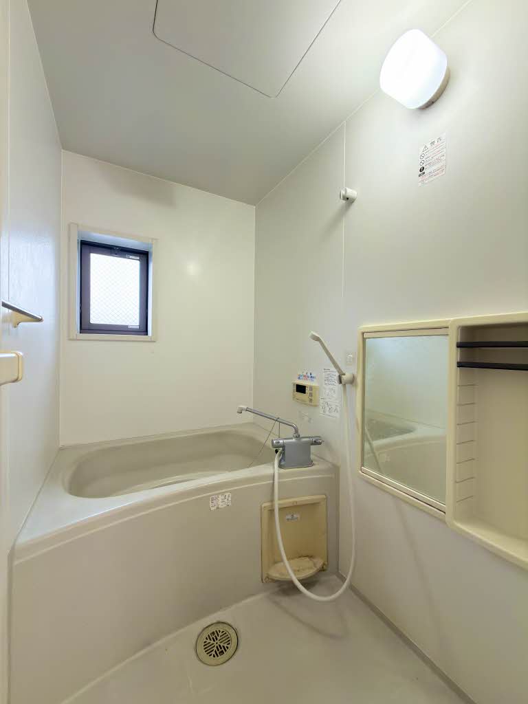 シャーメゾン枇杷坂 B102号-8