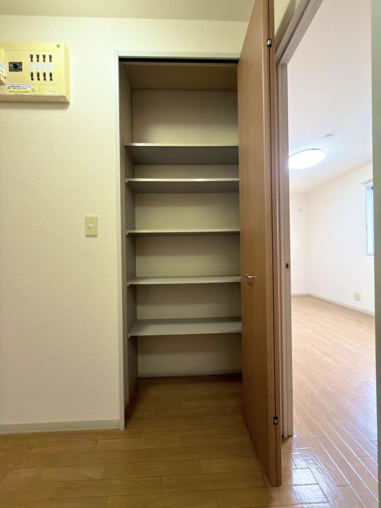 シャーメゾン枇杷坂 B102号-11