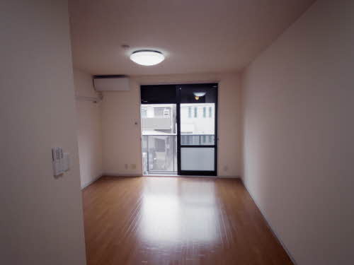 プチメゾンクレール 0202号-3