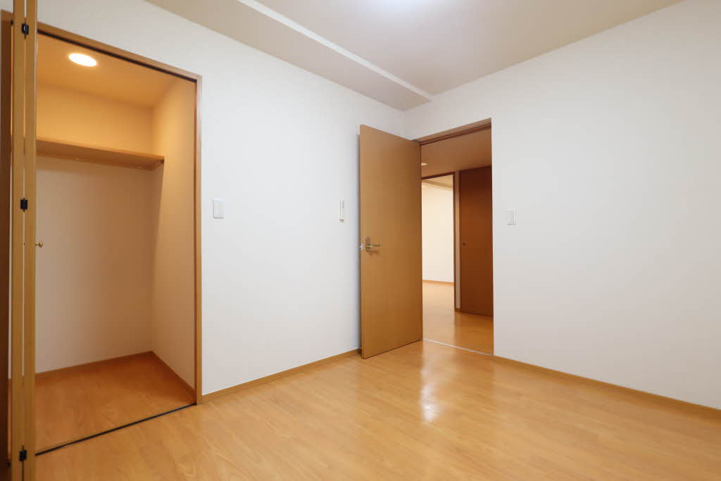 シャトー犬山 0205号-8