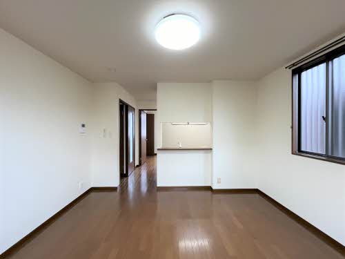 ＭａｓｔＴｏｗｎ徳重Ⅰ E101号-3