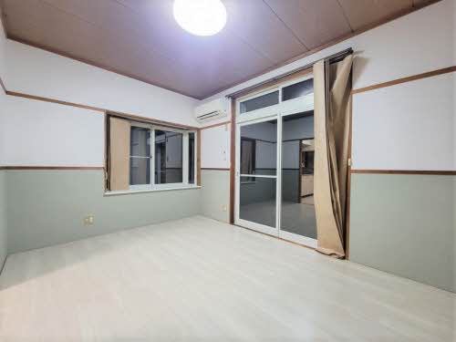 サンパレス小山 A1号-2