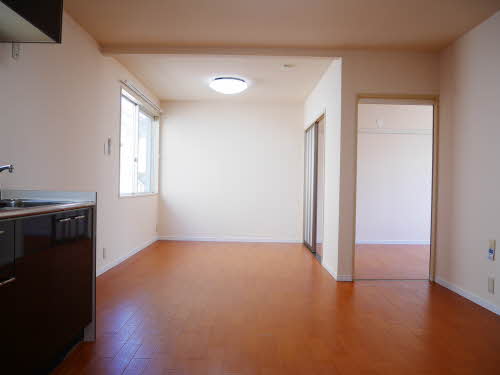 パラッツオ日永西 A101号-4