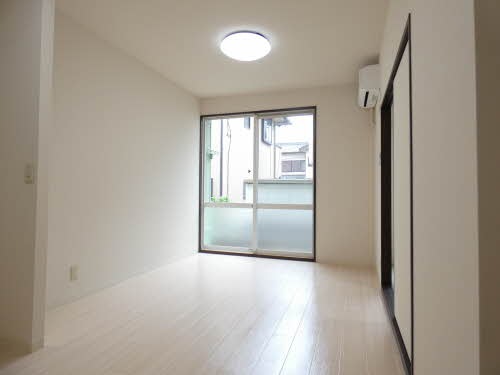 フィットネスヒルズ E102号-2