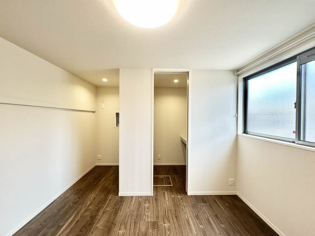 Ｎｏｒｔｈ　Ａｖｅｎｕｅ 0102号-10