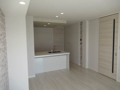 グレイスリー万野原 0105号-2