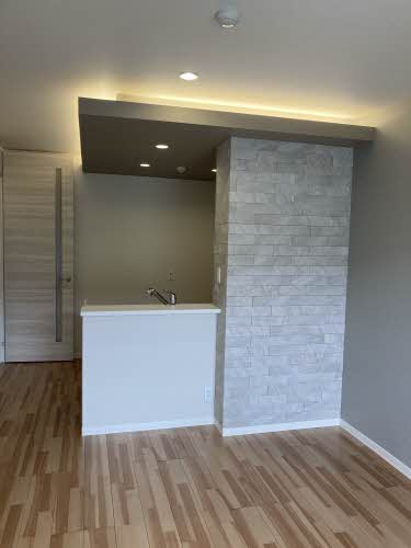 ＥＣＯ＆ＣＬＥＡＮ　ＨＯＵＳＥ　ＮＡＷＡ－ＫＩＴＡ 0101号-4