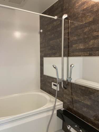 ＥＣＯ＆ＣＬＥＡＮ　ＨＯＵＳＥ　ＮＡＷＡ－ＫＩＴＡ 0101号-8