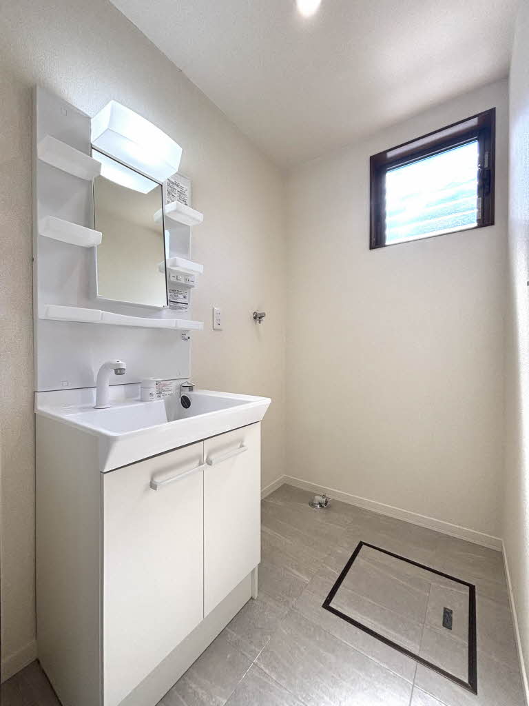 ハイツニューパリヤⅡ B101号-5