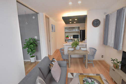 シャーメゾンＹ・Ｋ 0101号-2