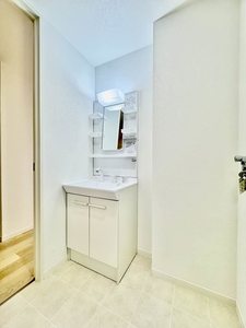 ワールドフレグランス青山　カナダ館 B201号-6