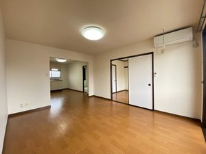 シューユーコート A202号-2