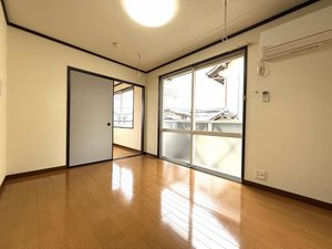 フレグランス久保 0201号-3