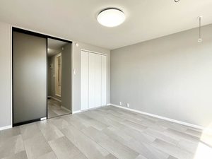 サーティーンガーデン A203号-3