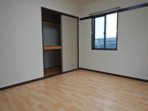 フレグランス Yours D102号-7